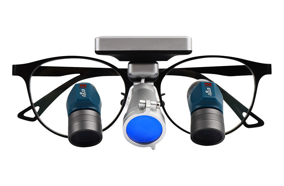 YUYO ET-2+WL-2-001-II 3.5x 5x 7x Zoom Dental Loupes + Surgical Head Light